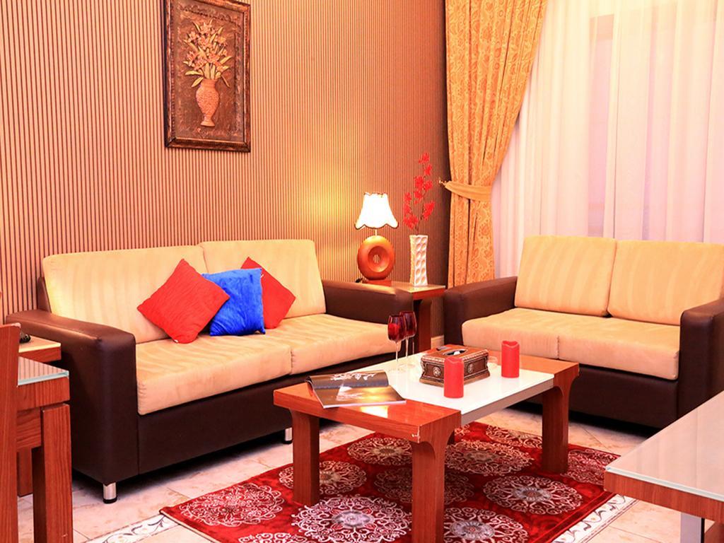 שארג'ה Arcadia Hotel Suites חדר תמונה