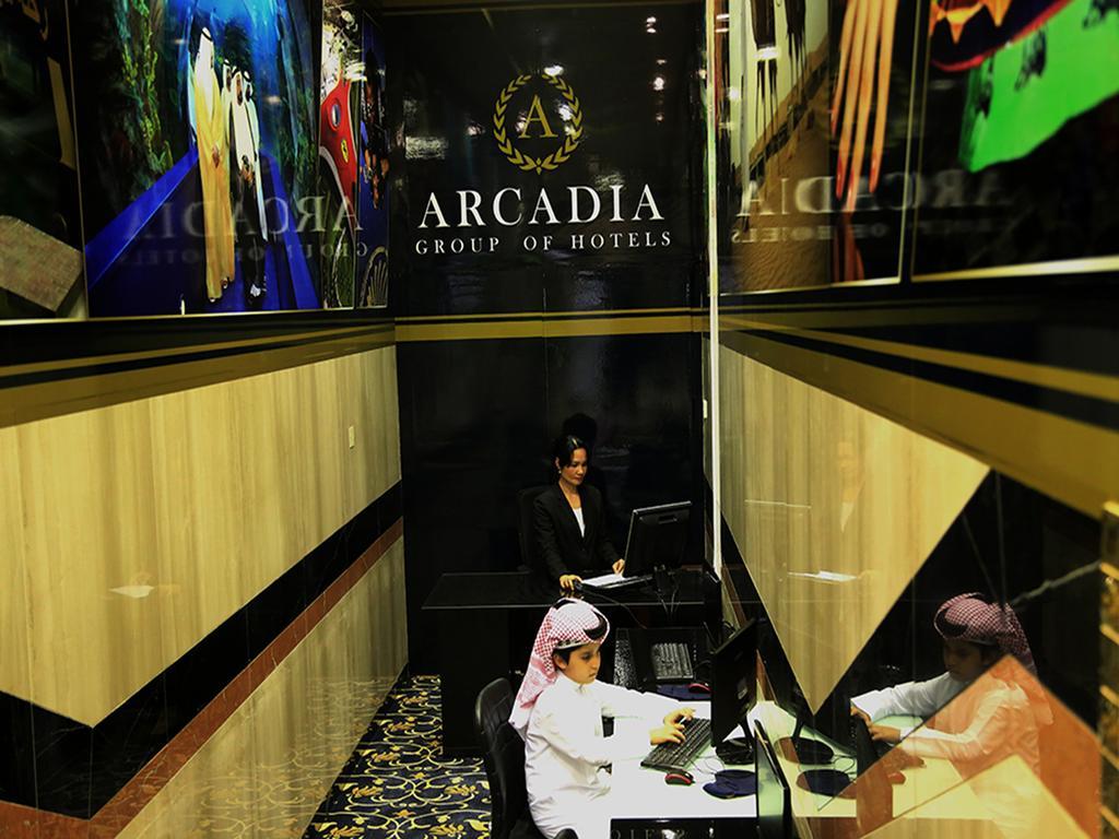שארג'ה Arcadia Hotel Suites מראה חיצוני תמונה