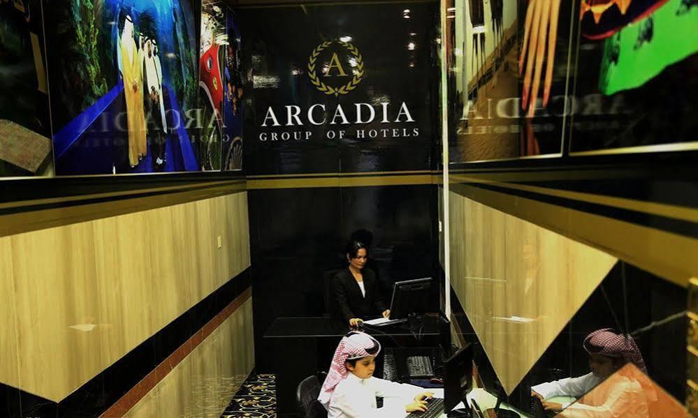 שארג'ה Arcadia Hotel Suites מראה חיצוני תמונה