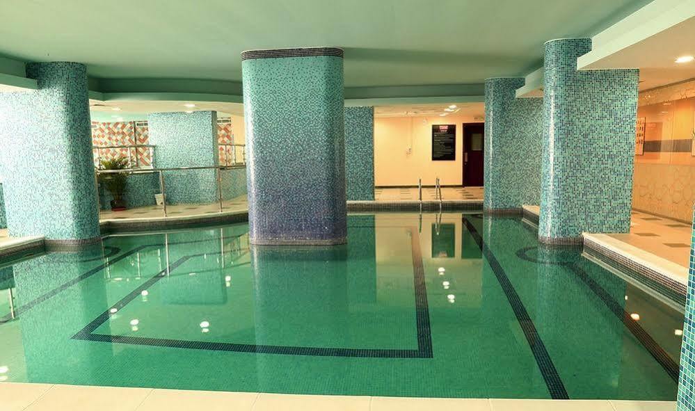 שארג'ה Arcadia Hotel Suites מראה חיצוני תמונה